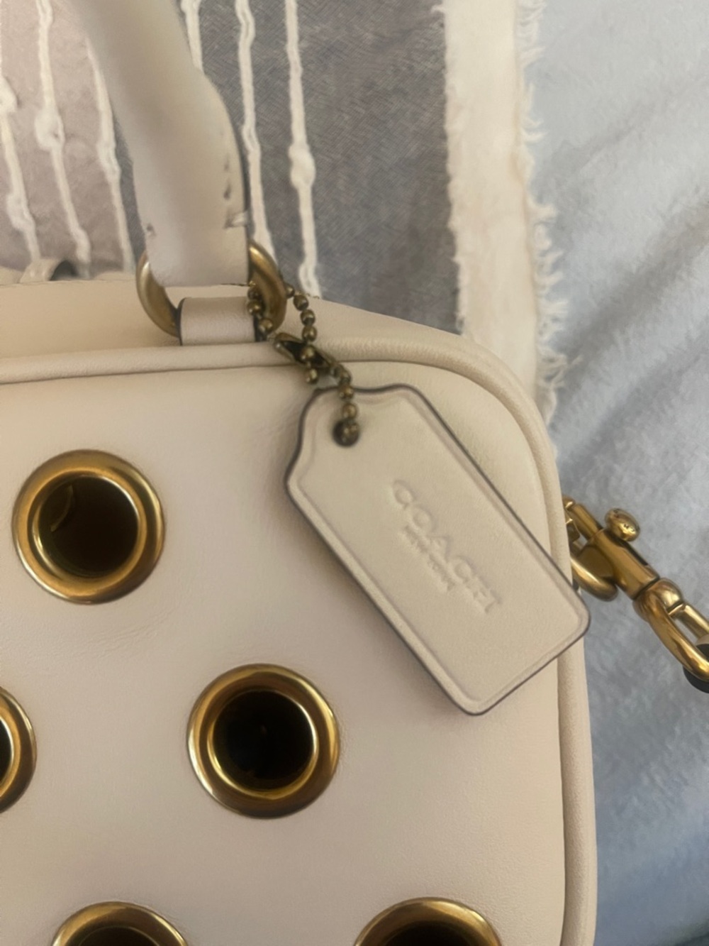 Coach Cream Leather Satchel mini  with Gold Grommets - Picture 9 of 16